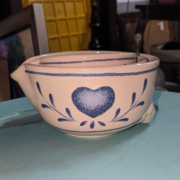 Vintage Set of 3 Nestling Batter Bows Stone Wear Blue Hearts - Picture 6 of 9